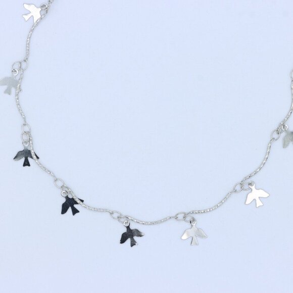 "Minimalist & Elegant Necklace Chain – Perfect for Women & Girls | UNVRC1030 - Picture 4 of 10